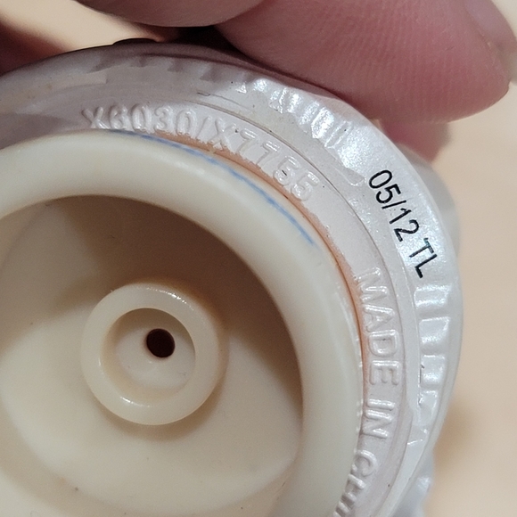 Fisher Price Little People Cinderella Ball dress and Wedding dress - Picture 4 of 8